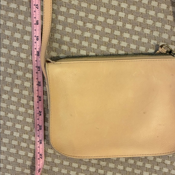 Madewell leather Cream Shoulder Bag - Picture 7 of 7